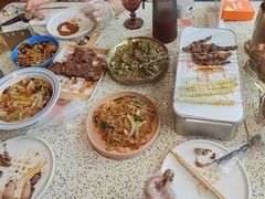 -小董哥烤串·爆汁大油边(故宫店)