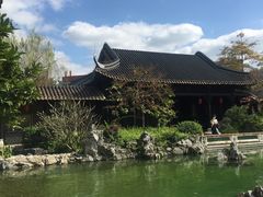 -岭南和园
