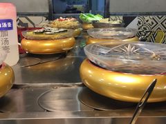 -汤响自助回转火锅百汇(乐峰广场店)
