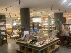 -魔方城市书房(中街益田店)