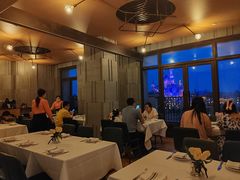-WOLFGANG PUCK KITCHEN & BAR(迪士尼小镇店)