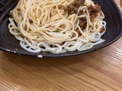 -蒙自源米线大王(信利城市广场店)