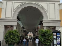 -佛罗伦萨小镇广佛名品奥特莱斯(疏港路店)