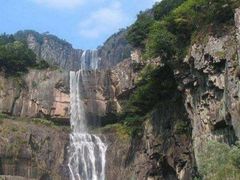 -雁荡山三折瀑景区