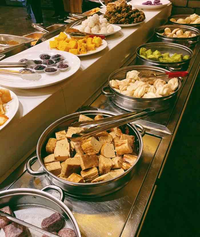 早上去完灵隐寺于是走到这吃了个中饭这家店位置很