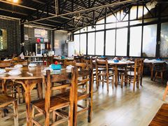 大堂-御霞苑泥烩鸡休闲农庄