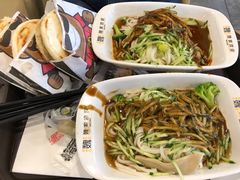 秘制凉皮肉夹馍-魏家凉皮(十里河店)