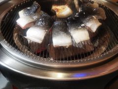 -围炉肉舍•炭烤活鳗•丹东海鲜烤肉(步行街店)