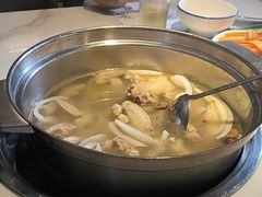 -三个椰子·现砍椰子鸡(金源CBD店)