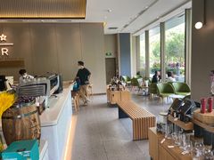 大堂-星巴克臻选(深圳龙华红山天虹店)