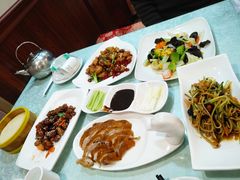 -六和聚传统烤鸭.天津菜(和平店)