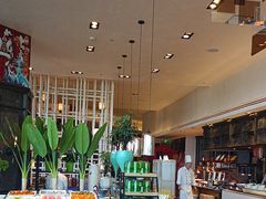 -松咖啡自助餐厅·松北香格里拉