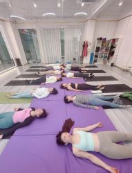 -亚太瑜伽普拉提学院