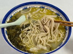 招牌黄鱼面-明呈黄鱼面馆(斜土路店)
