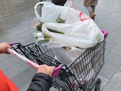 -胖东来生活广场(健康路店)