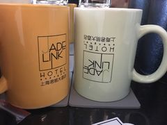 -上海虹桥君丽假日酒店(娄山关路地铁站店)