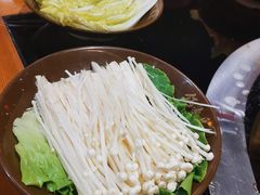 -锅来乐地锅鸡(安亭店)