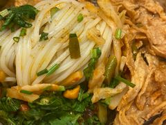 -柳州肥姨妈大骨螺蛳粉(万达中心店)