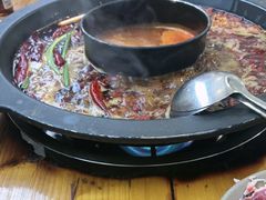 -黄潇洒老火锅(九眼桥宏济巷店)