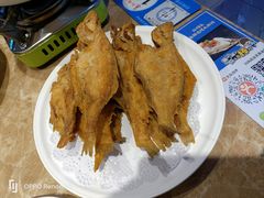 炸偏口鱼-老大连·海肠捞饭·大连海鲜大连菜(西安路店)