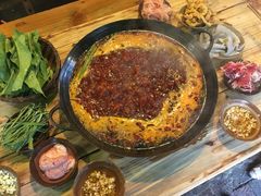 -岗上渣渣老火锅(两路口店)