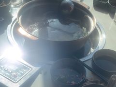 -喃喃椰·糟粕醋·椰子鸡火锅(七堡花园店)