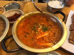 海鲜豆腐锅-金北顺大锅家(신사본점)