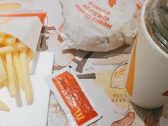 -麦当劳(顾村公园店)