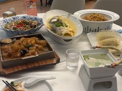 -品海楼·大连海胆锅贴馆(东港店)