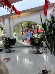 -吉艺心专业美发造型