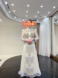 -拉瑞娜LaReine婚纱礼服高级定制
