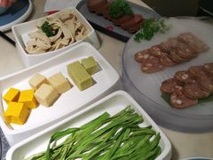 -左庭右院鲜牛肉火锅(浦江欢乐颂店)