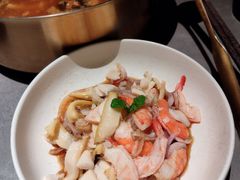 -罗勒家·养生火锅· Bistro(大望路店)