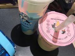 -我是酸奶君(壹方城店)