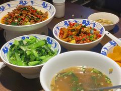 -八碗湘长沙市井菜(坡子街店)