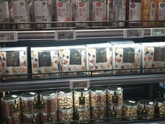 面包甜点陈列柜-盒马鲜生(曜一城店)