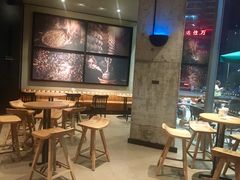 大堂-星巴克臻选(郑州中原万达店)