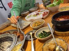 -喜来稀肉(北外滩白玉兰广场店)