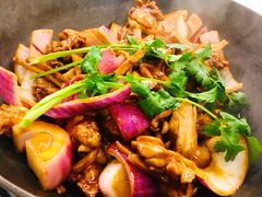 -胡须佬鸡煲四季火锅店(石厦西村直营店)