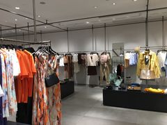 -URBAN REVIVO(欢乐海岸购物中心店)