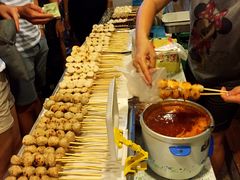 -席娜卡琳火车铁道夜市