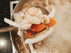 椰子鸡-一哥澳门豆捞 · 十七年经典澳门火锅(四季天地店)