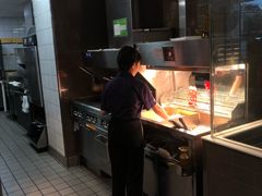 自助取餐区-麦当劳(杭州东站高铁店)