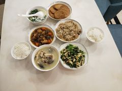 -爱的果实月嫂育婴师(世纪东方店)