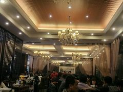 大堂-鸿运酒楼