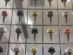 -VENCHI 闻绮(上海佛罗伦萨小镇店)