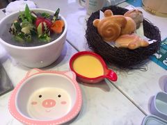 -水桶王国主题餐厅·聚会·生日派对·亲子活动·家庭套餐(亚龙湾希尔顿店)