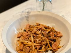 干拌猪杂老友粉-漆黑觉米粉(三里屯店)