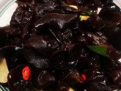 傣味云耳-云海肴·汽锅鸡·云南菜(美罗城店)