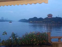 -聚汇三少·龙虾·中餐厅(莫邪路新天地店)